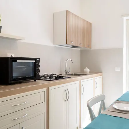 Apartment Casa Del Sole, In Via Sicilia Vicino Al Mare