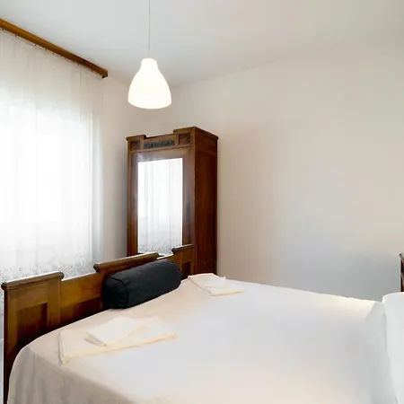 Casa Del Sole, In Via Sicilia Vicino Al Mare * Terracina